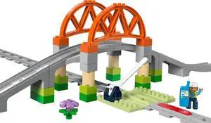 international version duplo Series 10426 Train Bridge and Tracks Expansion Set Number of parts 42 Suitable for age 2+ toy building blocks