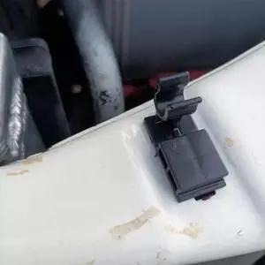 FYUU New Car Hood Prop Rod Holder Clip Support 8973013560 For Isuzu Dmax Mu-x Mu-7
