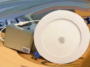 Philips Lightolier FD6R LED Flat Downlight, CCT selector (2700K, 3000K, 3500K, 4000K & 5000K) 6 inch round LED downlight, white, TRIAC dimming to 5 percent