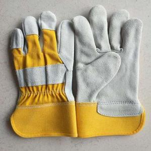 Welded Semi Leather Gloves Are Heat Resistant and Suitable for Cooking / Baking / Fireplace / Animal Handling / Barbecue