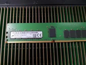 For  MTA18ASF1G72PDZ-2G6E1 8G DDR4 2666 2RX8 REG server memory