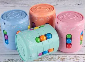 Finger top Barker ball new puzzle decompression double-sided cube fingertip rainbow ball rotating hamburger magic bean Green