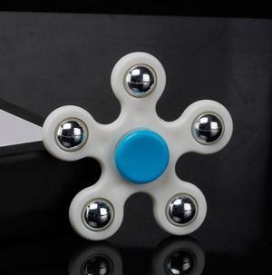 Th STOCK Spinning Top Five-Pointed Star Spinner Fidget Hand Spinner Children Adults Focus Keep Hands Busy High Quality ToyS White