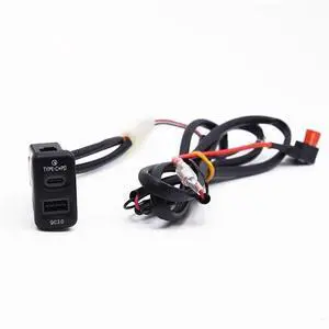 Yingshan 18W Car Charger Type-C+Qc3.0 Fast Charging For Toyota Tacoma Fj Cruiser Hilux