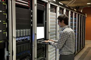 Q0H99AAE Q0H99A HPE MSA Advanced Data Services E-LTU