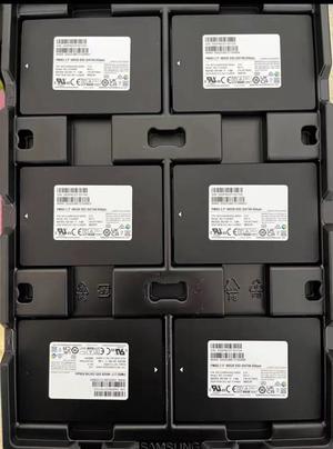 New Samsung PM883 960G SATA 6Gb/s 2.5" Data Center SSD | MZ-7LH9600