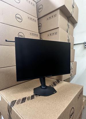 Alienware 27 4K Dual-Resolution Gaming Monitor - AW2725QF - 4K at 180Hz and FHD at 360Hz, 0.5ms GTG 1ms GTG (Extreme Mode), VESA AdaptiveSync, NVIDIA G-SYNC Compatible, HDMI/DP/USB 3.2 Gen1 - Black