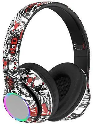 The P85 color-painted wireless over-ear Bluetooth headphones support folding and heavy bass. Available in stock for cross-border foreign trade e-commerce