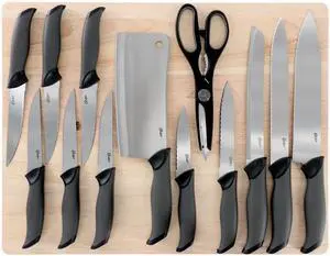 Oster Lindbergh 14 Piece Stainless Steel Cutlery Knife Set in Black with Cutting Board Oster Lindbergh 14 Piece Stainless Steel Cutlery Knife Set in Black with Cutting Board
