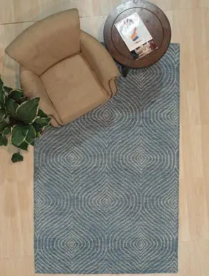 Hand Knotted Wool Ivory Traditional Oriental Agra Rug, Made in India
