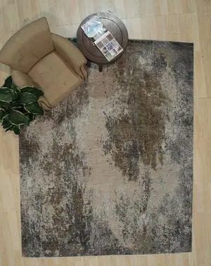 Hand-Tufted Wool Rust Traditional Floral Suzani Rug, Made in India