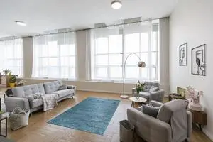 Hand-Knotted Natural Silk Blue Mix Contemporary Solid Color Natural Silk Grass Design Rug, Made in India