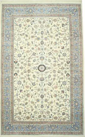 Hand Knotted Wool Ivory Traditional Oriental Kashan Rug, Made in India