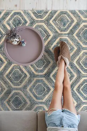Hand-Tufted Wool & Viscose Ivory Modern Geometric Havana Rug, Made in India