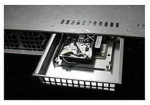 MCP-220-83601-0B Flopply Dummy Tray Supports 1x 2.5in - Black