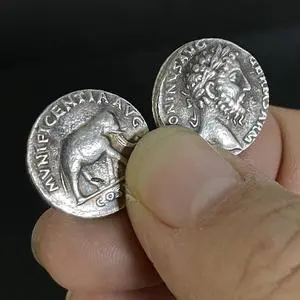 Ancient Roman Style Marcus Aurelius Coin Elephant Silver Plated Creative Replica Coin Gifts