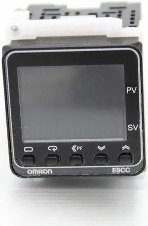 OMRON E5CC-RX2ASM-880 100-240VAC Temperature Controller