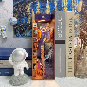 DIY 3D Book Nook Kit Interstellar 247pcs DIY 3D Book Nook Kit Interstellar 247pcs