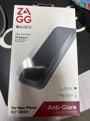 Zagg Invisible Shield Glass Anti-glare Screen Protector - iPhone 15