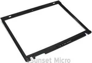 IBM ThinkpPad R50 R51 R52 15" LCD Bezel 91P9822