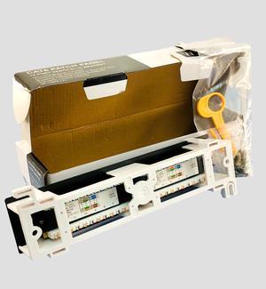 NEW W Box 0E-C9912V CAT6 12 port Vertical Patch Panel