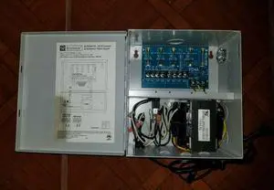 ALTRONIIX ALTV244175 CCTV Power Supply, 4 Fused Outputs, 24/28VAC @ 7.25A, 115V
