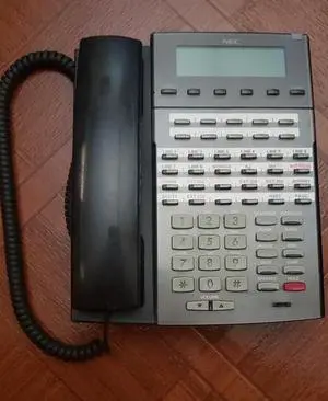 NEC VOIP DSX 34B Display Tel BK IP Phone 1090021 NEC DSX 34B