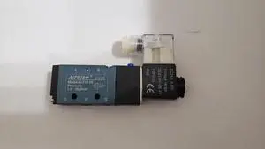4V210-08 solenoid valve 12V two-position five-way AC220V switching valve DC24V 4V210-08 solenoid valve 12V two-position five-way AC220V switching valve DC24V