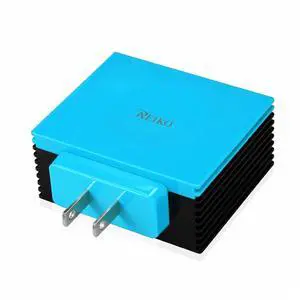 REIKO 4 AMP FOUR PORTS PORTABLE TRAVEL STATION CHARGER IN BLUE