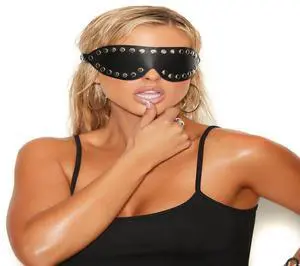 Elegant Moments Leather blindfold with nail heads, 100% Leather Blindfold Accessory , 100% Leather, Black, One Size Elegant Moments Leather blindfold with nail heads, 100% Leather Blindfold Accessory , 100% Leather, Black, One Size