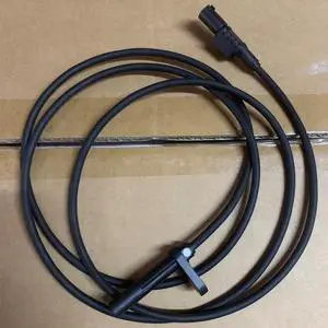 Yassdwbn Left Rear ABS Wheel Speed Sensor 9065401117 for Mercedes-Benz