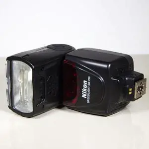Nikon SB-700 AF Speedlight - 4808