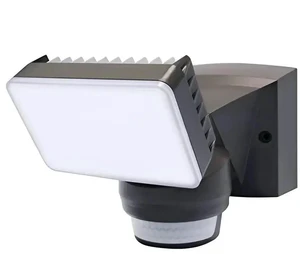 IQ America LED Motion Security Floodlight ? 1600 Lumen 120V IQ America LED Motion Security Floodlight ? 1600 Lumen 120V