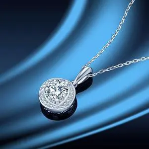 Moissanite Pendant Necklace 1Ct GRA Certified D Color 18K White Gold Plated S925 Sterling Silver Exquisite Cut Moissanite Diamond Necklace for Women
