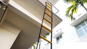 ISOP Fire Escape Ladder Four Story 32 Foot & Mounting Anchors | Rope Ladder Fire Escape for 4-Story House | Portable, Foldable & Compact | Emergency Ladder Wall Mounted | Bearing Weight 470kg