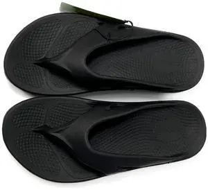 OOFOS Unisex Ooriginal Lightweight Regular Flip Flop Sandal, Black, Size 4 /6