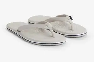 Hari Mari Women's Dunes Boat Safe Waterproof Flip Flops, Cloud, Size 10