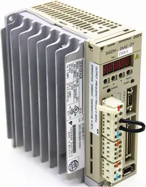 New In Box YASKAWA SGDH-04AE-OY Servo Drive Fast Shipping