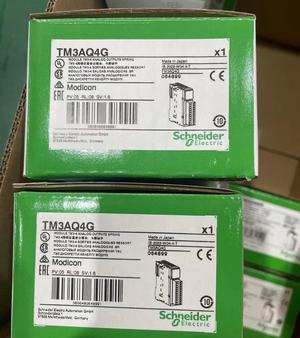 1PC NEW IN BOX TM3AQ4G ANALOG OUTPUT MODULE TM3AQ4G FREE EXPEDITED SHIPPING