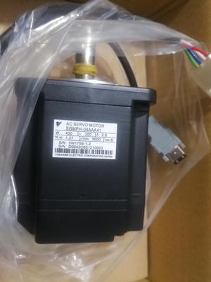 NEW YASKAWA AC SERVO MOTOR SGMPH-04AAA41 SGMPH04AAA41 FREE EXPEDITED SHIPPING