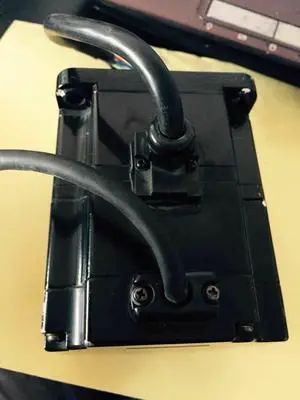 1PC YASKAWA AC SERVO MOTOR SGMPH-01A1A4C NEW FREE EXPEDITED SHIPPING