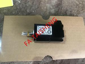 YASKAWA AC SERVO MOTOR SGMAV-A5A3A61 SGMAVA5A3A61 NEW FREE EXPEDITED SHIPPING