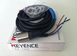 1PC KEYENCE EZ-18M Proximity Switch Sensor EZ18M New In Box Expedited Shipping