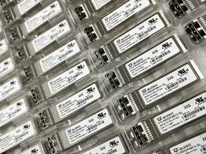 Qlogic SFP32-SR-SP FTLF8532P4BCV-QL 32G FC SFP28 SW FC 850nm Optical Transceiver Qlogic SFP32-SR-SP FTLF8532P4BCV-QL 32G FC SFP28 SW FC 850nm Optical Transceiver