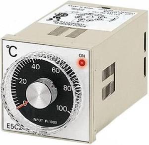 1PC New Omron E5C2-R40J Temperature Controller E5C2R40J In Box