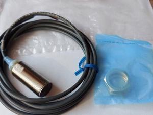 1PC New Omron E2A-M18KS08-WP-B1 Proximity Sensor E2AM18KS08WPB1