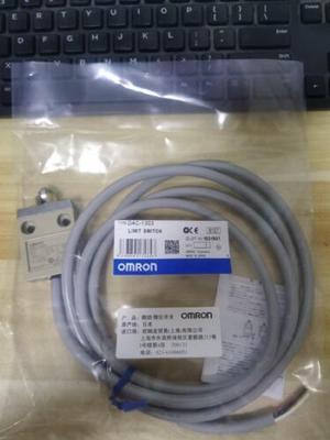 1PC New Omron D4C-1303 Limit Switch In Box  D4C1303