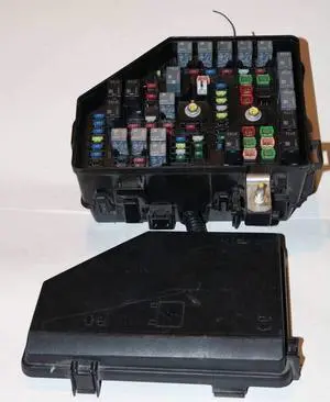 13-15 GMC Acadia 3.6L V6 Relay Fuse Box Block Panel Warranty #3468