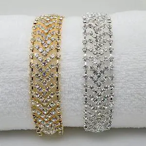 Vista Brocade Bracelet Crystal Chevron Design In Vintage Look - Silver Vista Brocade Bracelet Crystal Chevron Design In Vintage Look - Silver
