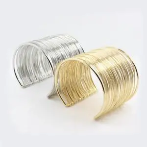 Vista Gala Time Party Bracelets In 18 Kt Gold Plating And 925 SS Plating - Silver Vista Gala Time Party Bracelets In 18 Kt Gold Plating And 925 SS Plating - Silver